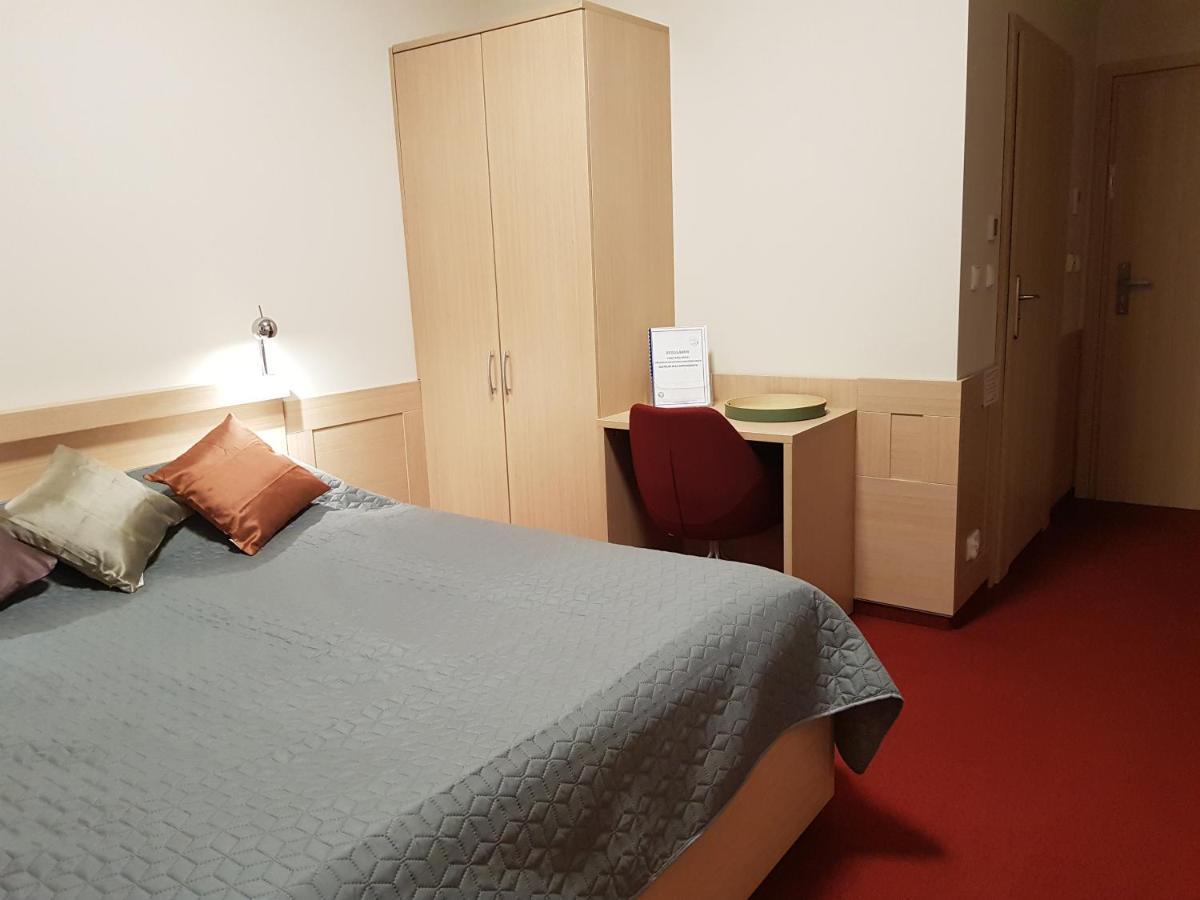 Centrum Misji Afrykanskich - Osrodek Hotelowo-Konferencyjny Borzecin Duzy Exteriér fotografie